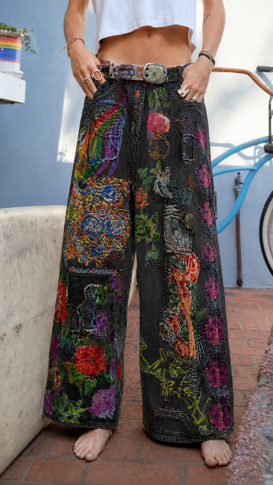 Magnolia Pearl Peonies Cropped Jeans